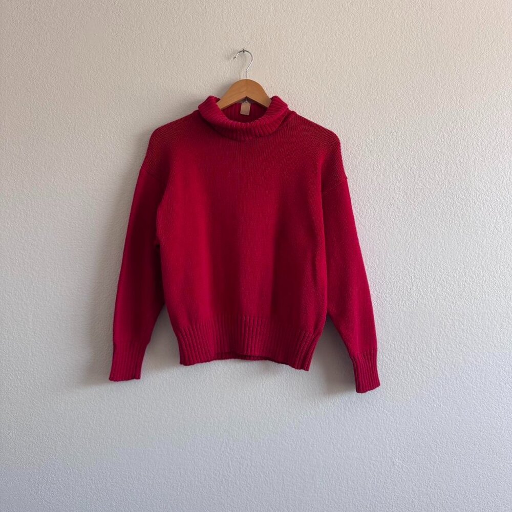 Vintage Red Turtleneck Knit Sweater size Medium